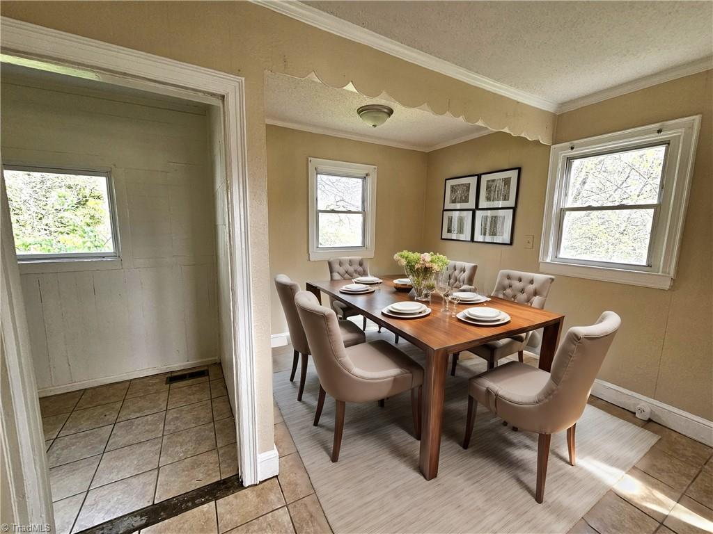 607 Arch Street High Point, NC 27260 - Photo 8 of 23 VIRTUAL dining