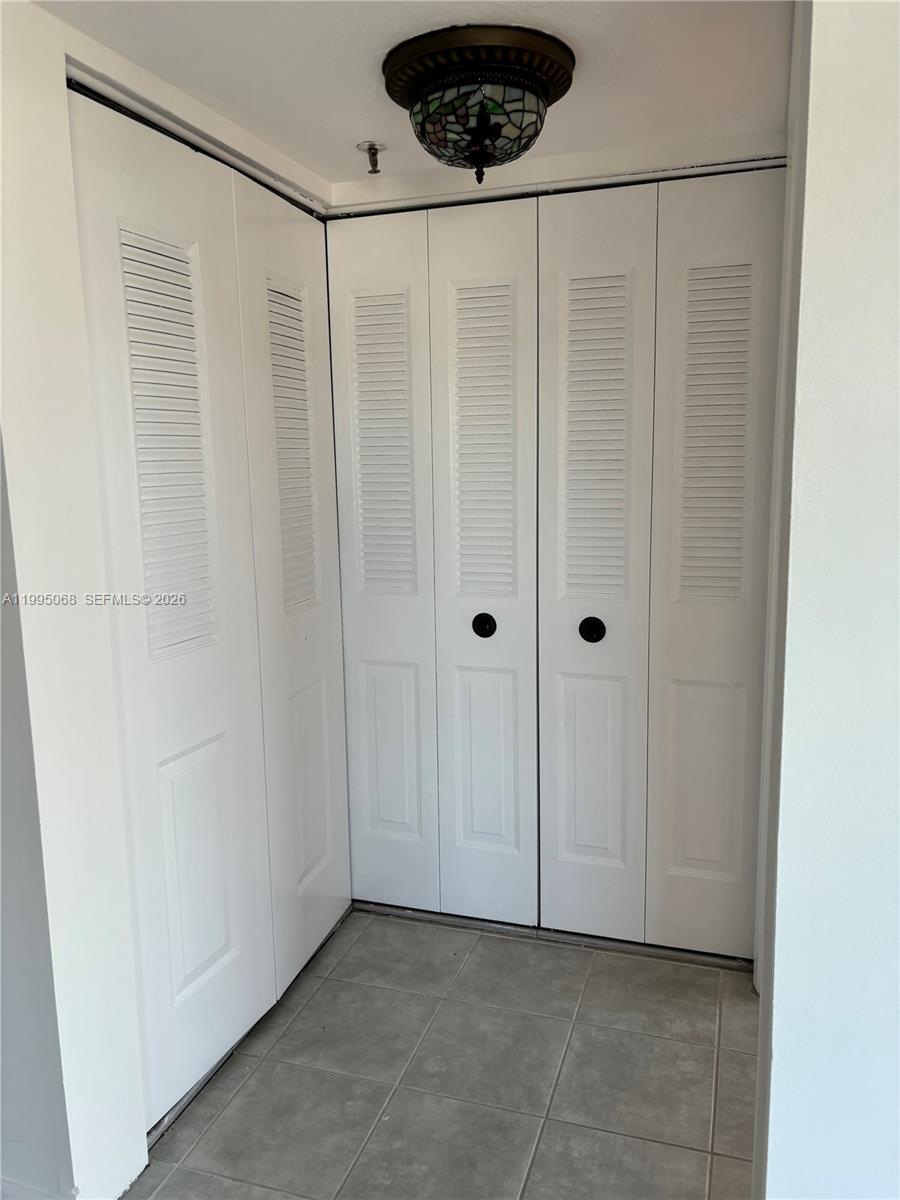 21 Royal Palm Way, Unit 5060 Boca Raton, FL 33432 - Photo 28 of 31 Gallery Image 28
