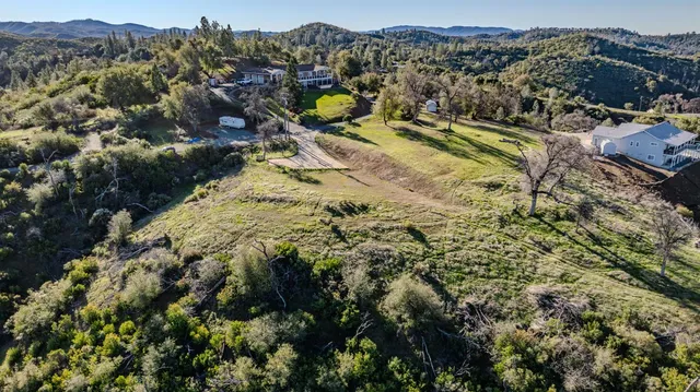 $159,900 | 858 Candy Circle, Mokelumne Hill, CA 95245