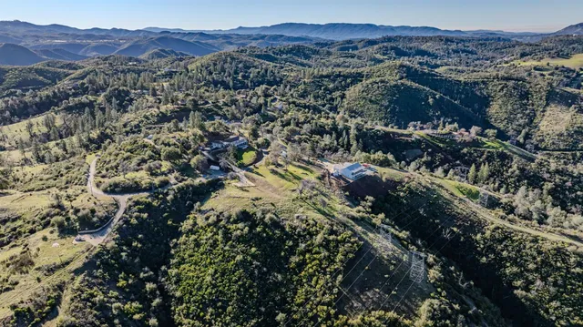 $159,900 | 858 Candy Circle, Mokelumne Hill, CA 95245