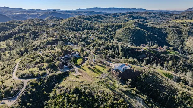 $159,900 | 858 Candy Circle, Mokelumne Hill, CA 95245