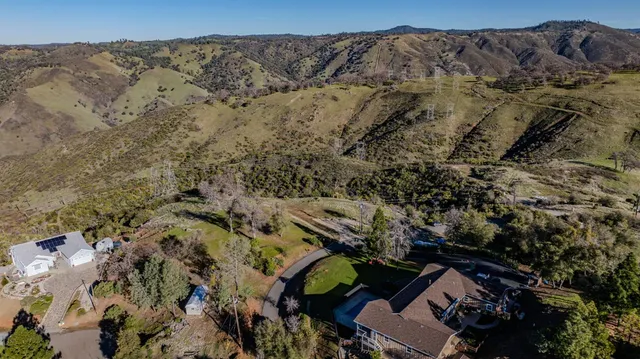 $159,900 | 858 Candy Circle, Mokelumne Hill, CA 95245