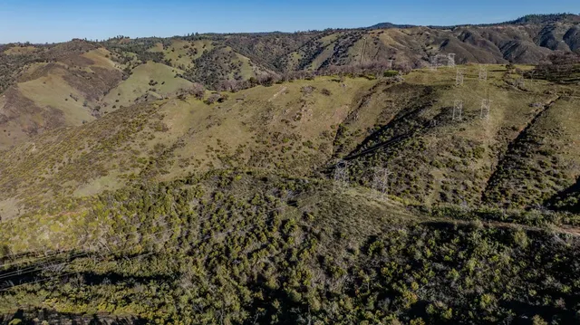 $159,900 | 858 Candy Circle, Mokelumne Hill, CA 95245