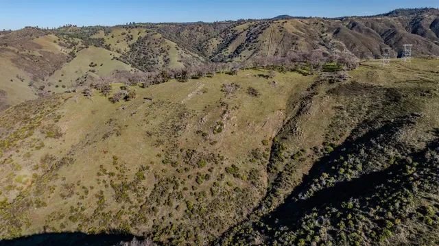 $159,900 | 858 Candy Circle, Mokelumne Hill, CA 95245