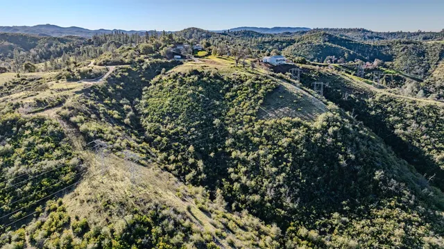 $159,900 | 858 Candy Circle, Mokelumne Hill, CA 95245