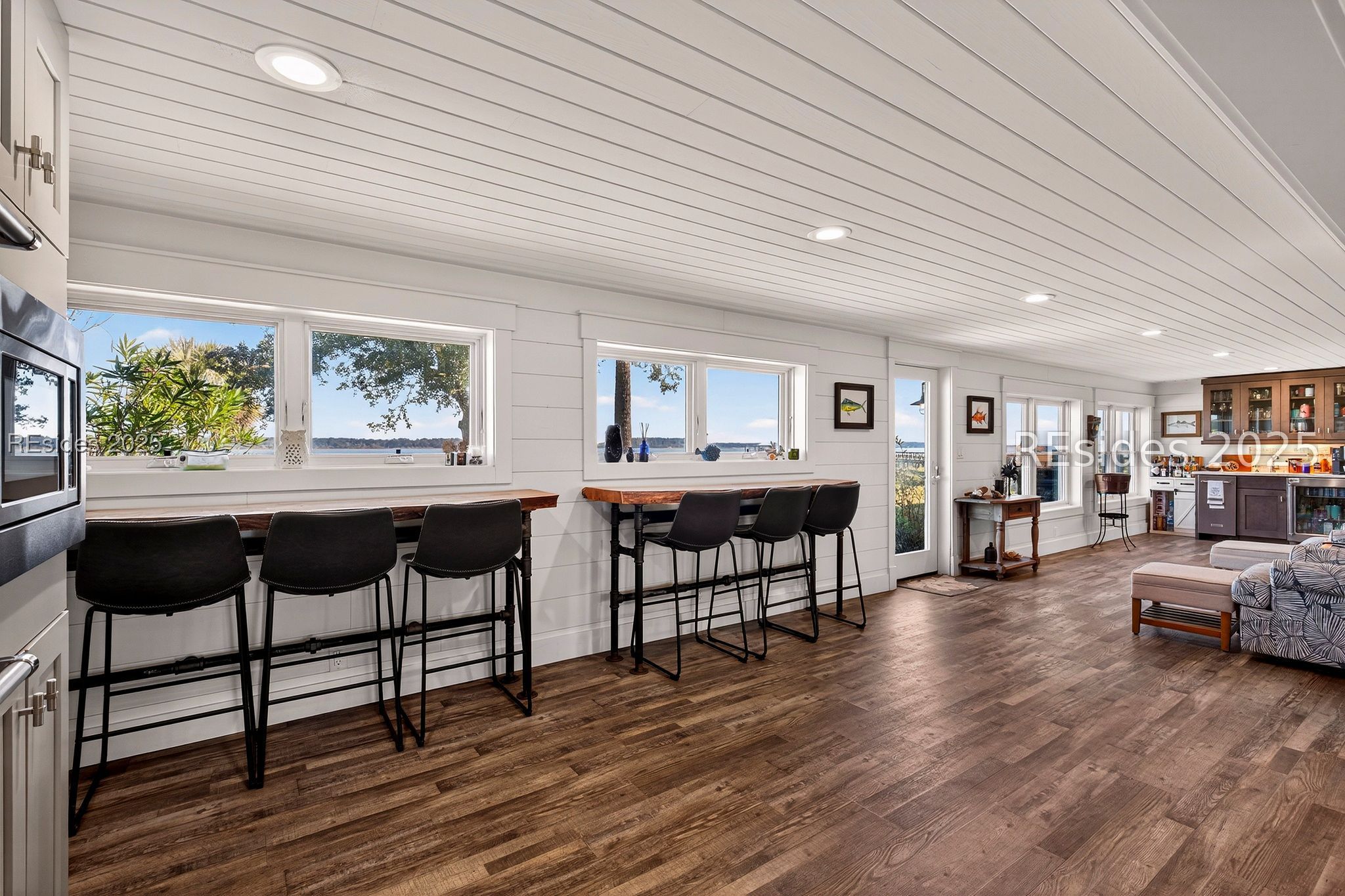 90 Calhoun Plantation Road Okatie, SC 29909 - Photo 24 of 80 Dining Bar overlooking Colleton River