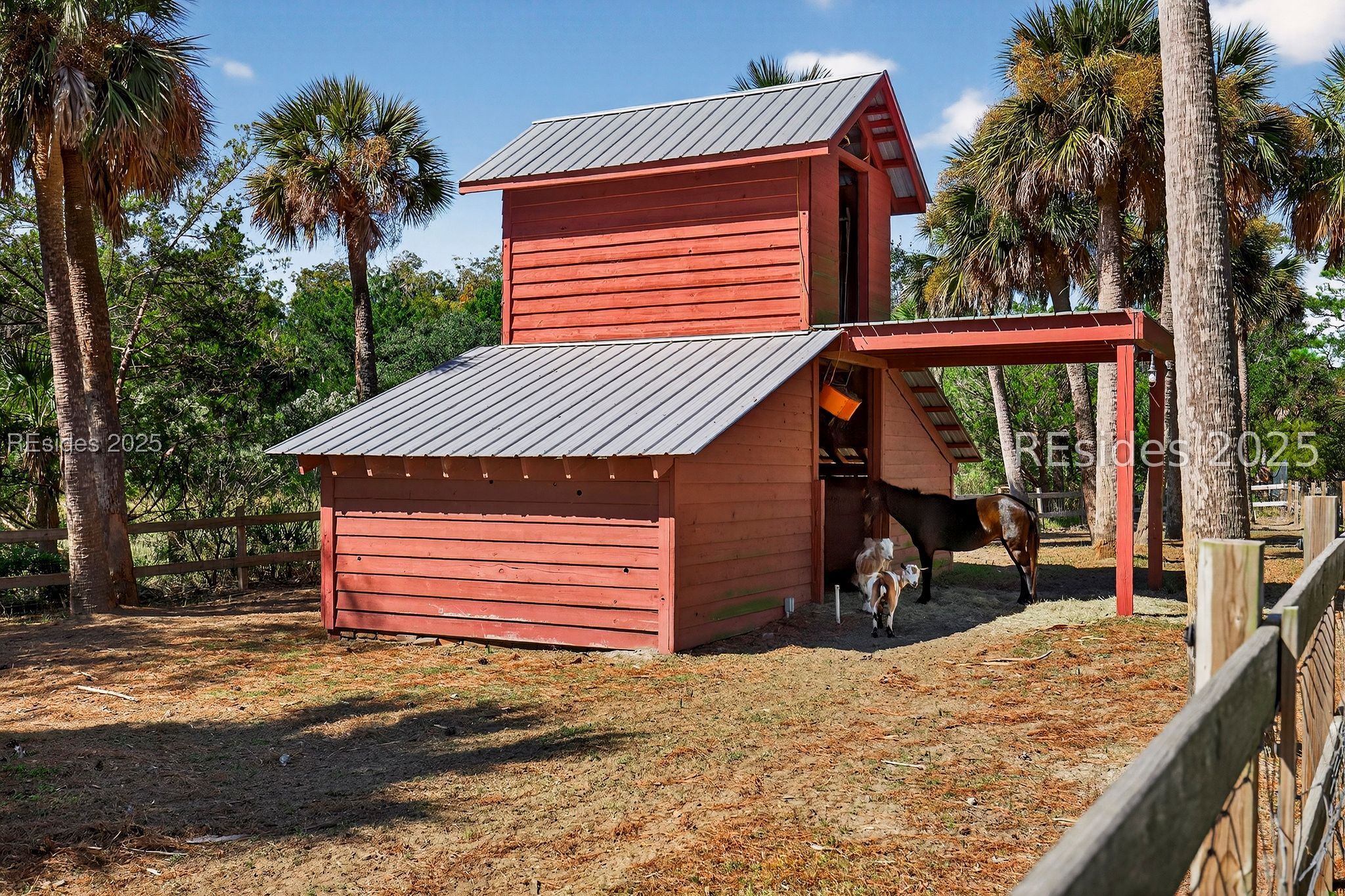 90 Calhoun Plantation Road Okatie, SC 29909 - Photo 61 of 80 Barn supplied with Water and Electricity