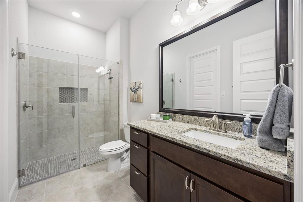 2700 Castlebridge The Colony, TX 75056 - Photo 25 of 38