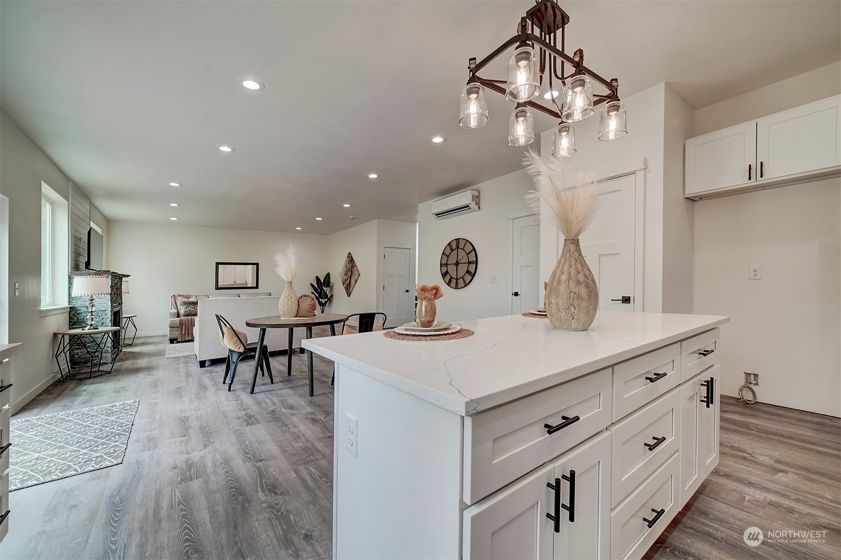 835 Northwest Finn Hill Road Poulsbo, WA 98370 - Photo 8 of 40