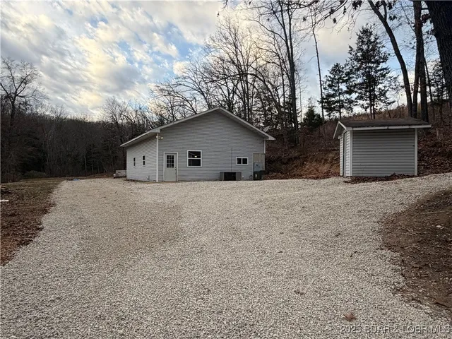 $199,900 | 21 Mackey Road, Rocky Mount, MO 65072