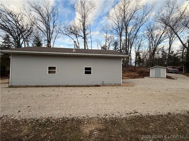 $199,900 | 21 Mackey Road, Rocky Mount, MO 65072