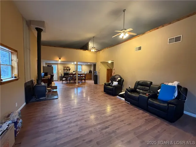 $199,900 | 21 Mackey Road, Rocky Mount, MO 65072