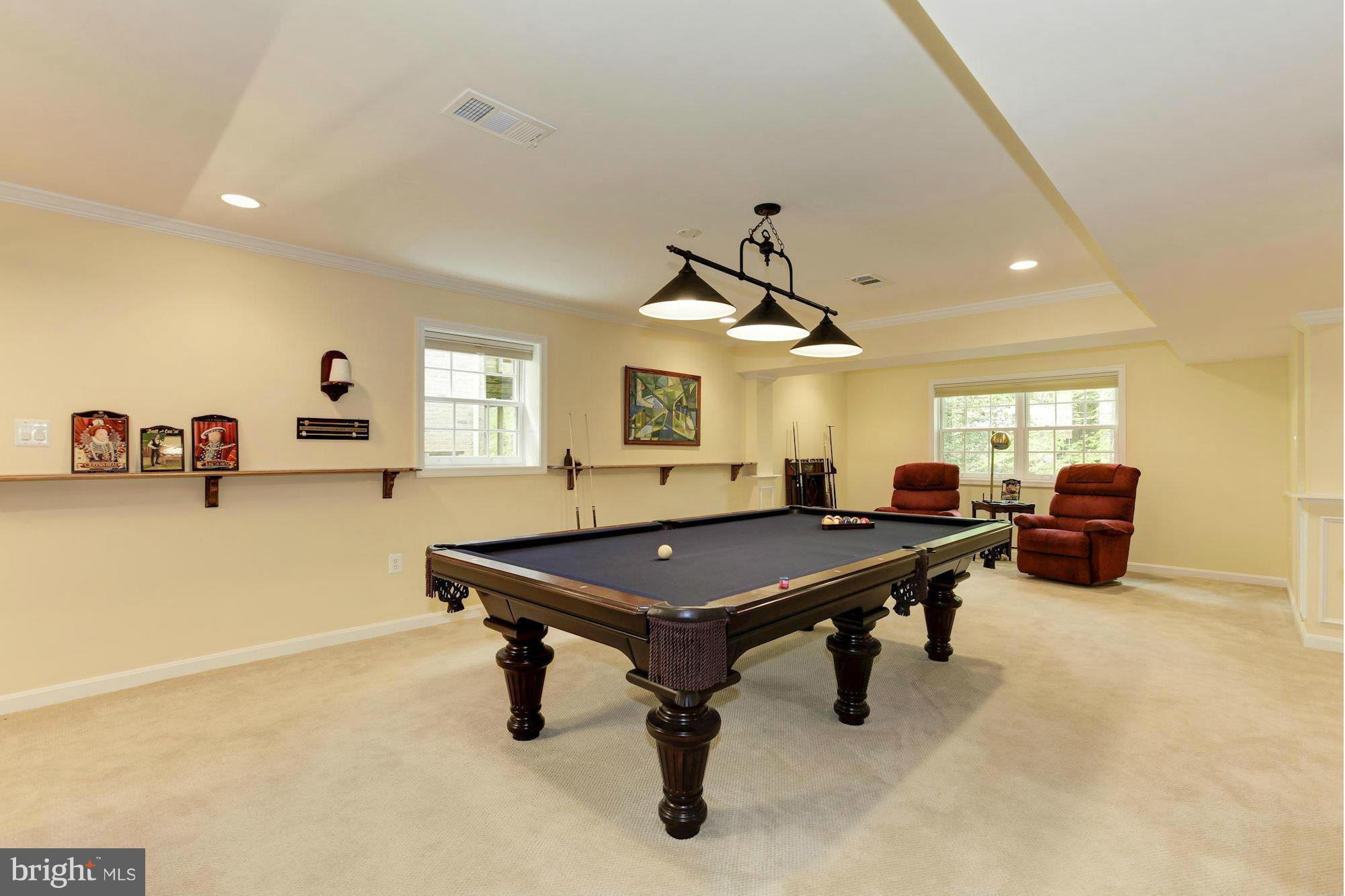 3866 North Ridgeview Road Arlington, VA 22207 - Photo 22 of 30 Billiards Area