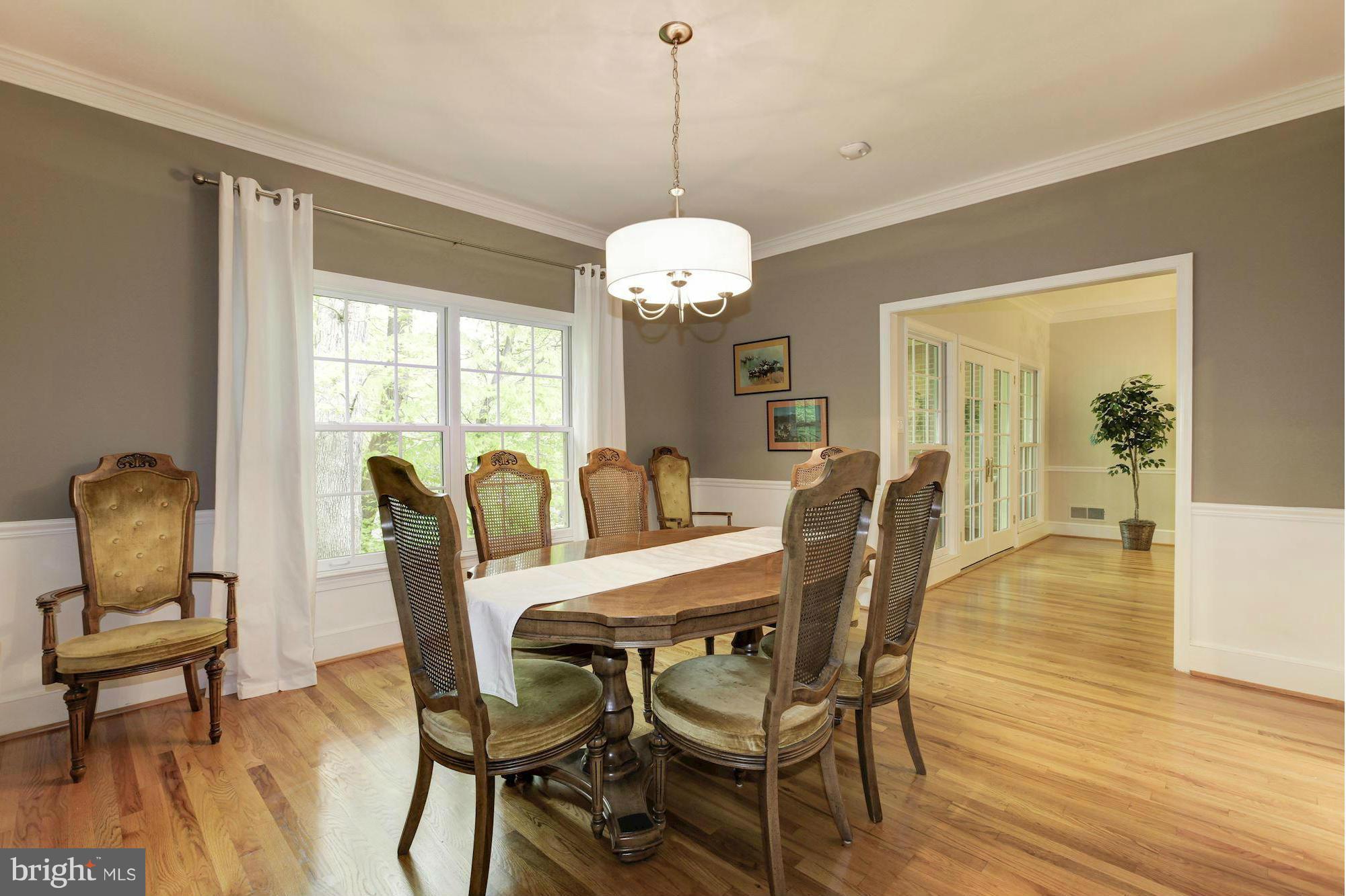 3866 North Ridgeview Road Arlington, VA 22207 - Photo 5 of 30 Dining Room
