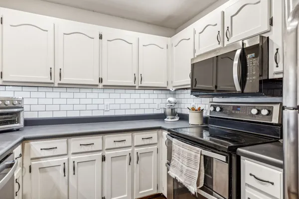 $599,900 | 1469 Roy Sellers Road, Columbia, TN 38401