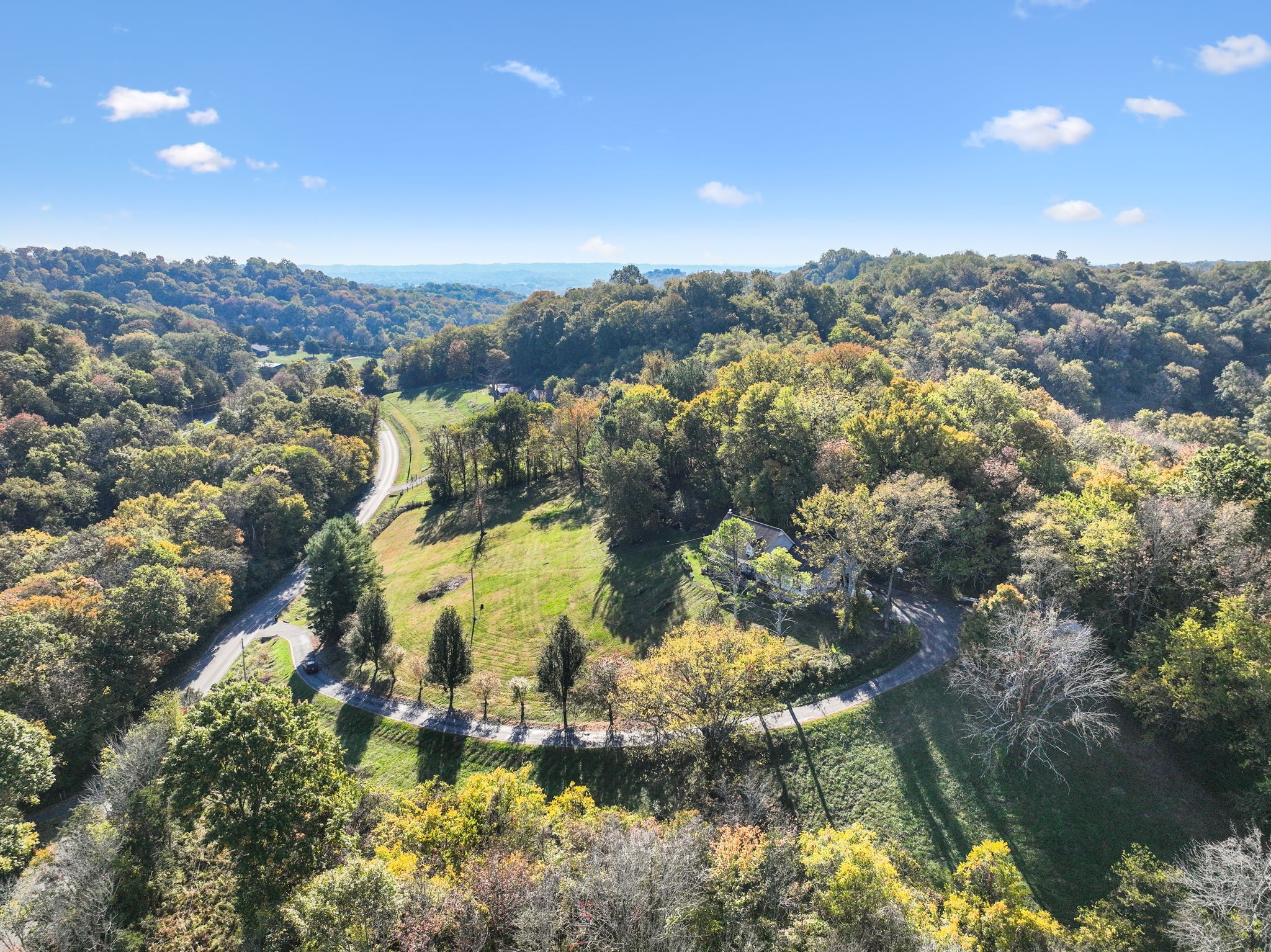 1469 Roy Sellers Road Columbia, TN 38401 - Photo 4 of 46