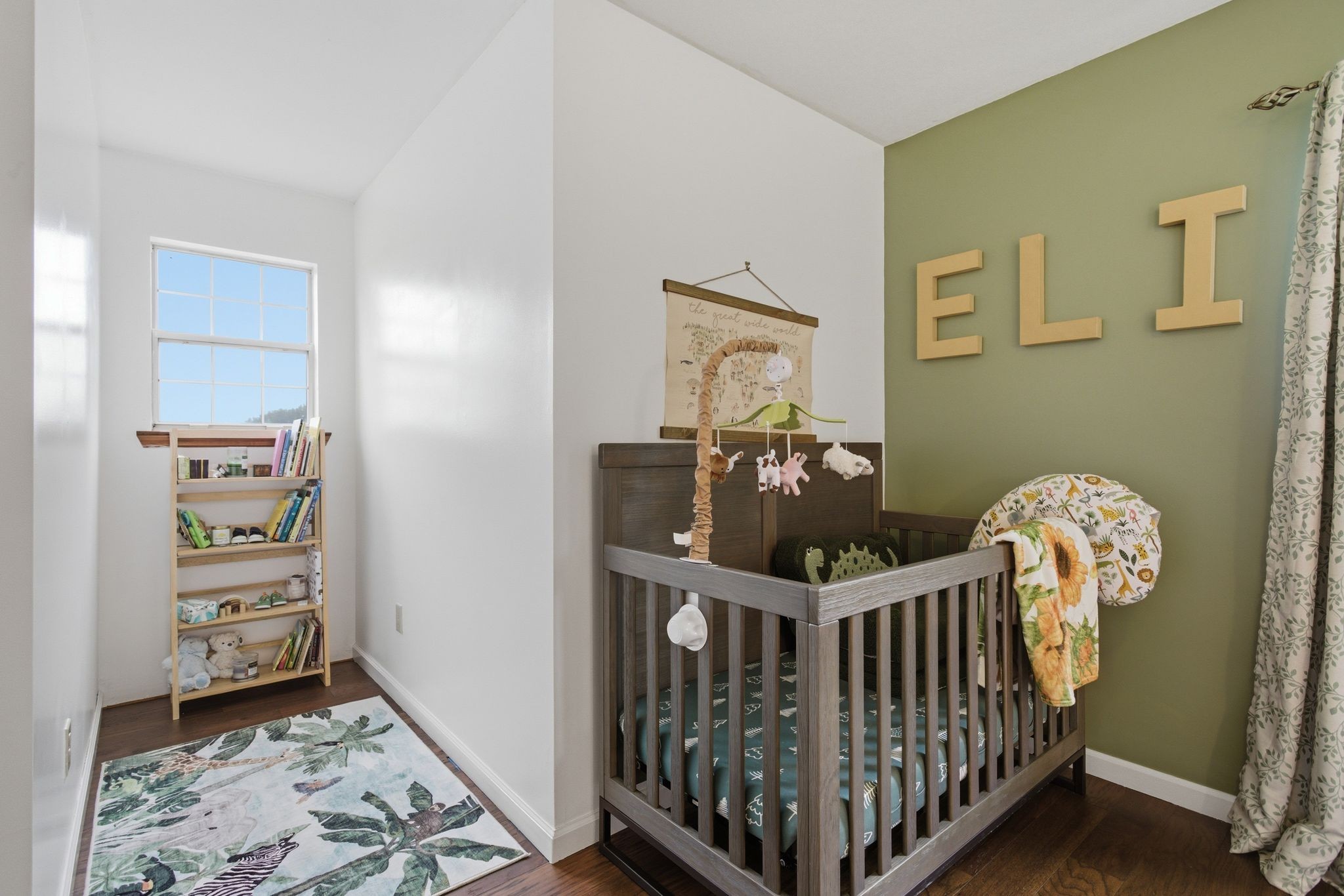 1469 Roy Sellers Road Columbia, TN 38401 - Photo 45 of 55 a view of a livingroom with furniture