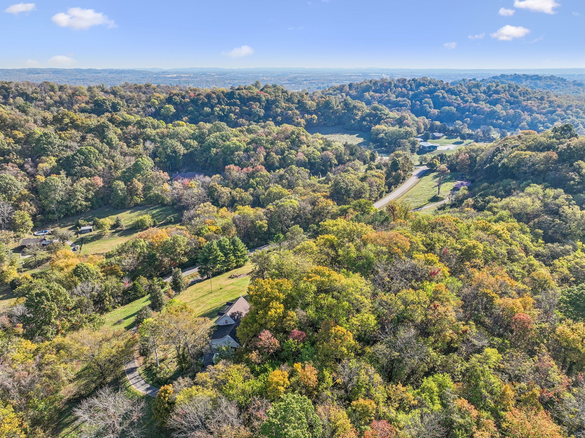 1469 Roy Sellers Road Columbia, TN 38401 - Photo 5 of 46