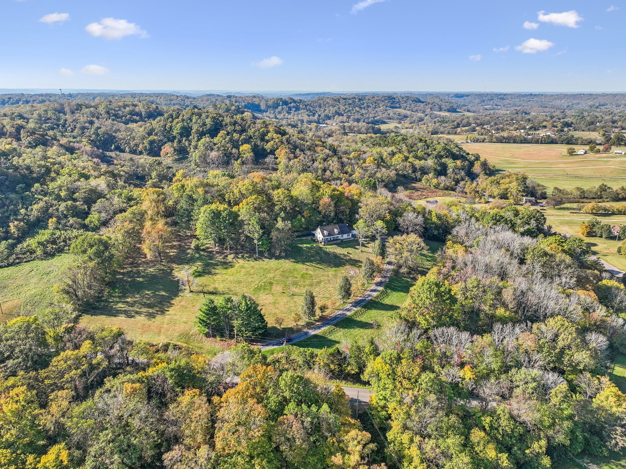 1469 Roy Sellers Road Columbia, TN 38401 - Photo 6 of 46