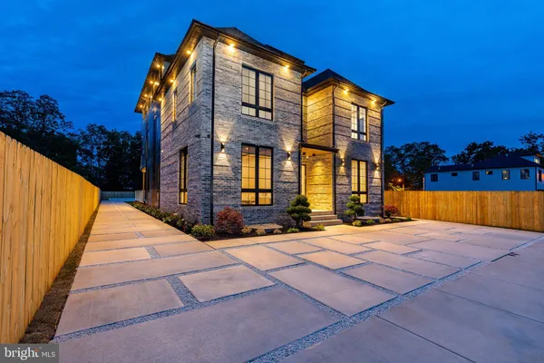 $1,299,900 | 9739 Krewstown Road, Philadelphia, PA 19115