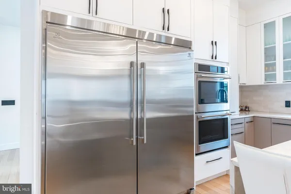 $1,299,900 | 9739 Krewstown Road, Philadelphia, PA 19115