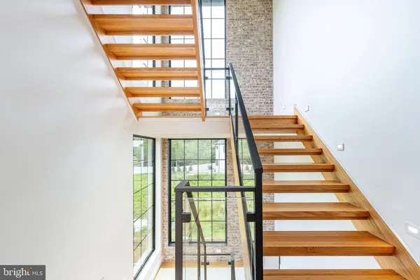 $1,299,900 | 9739 Krewstown Road, Philadelphia, PA 19115