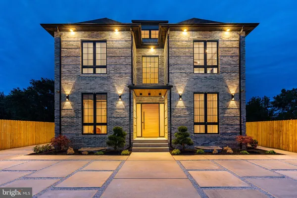 $1,299,900 | 9739 Krewstown Road, Philadelphia, PA 19115