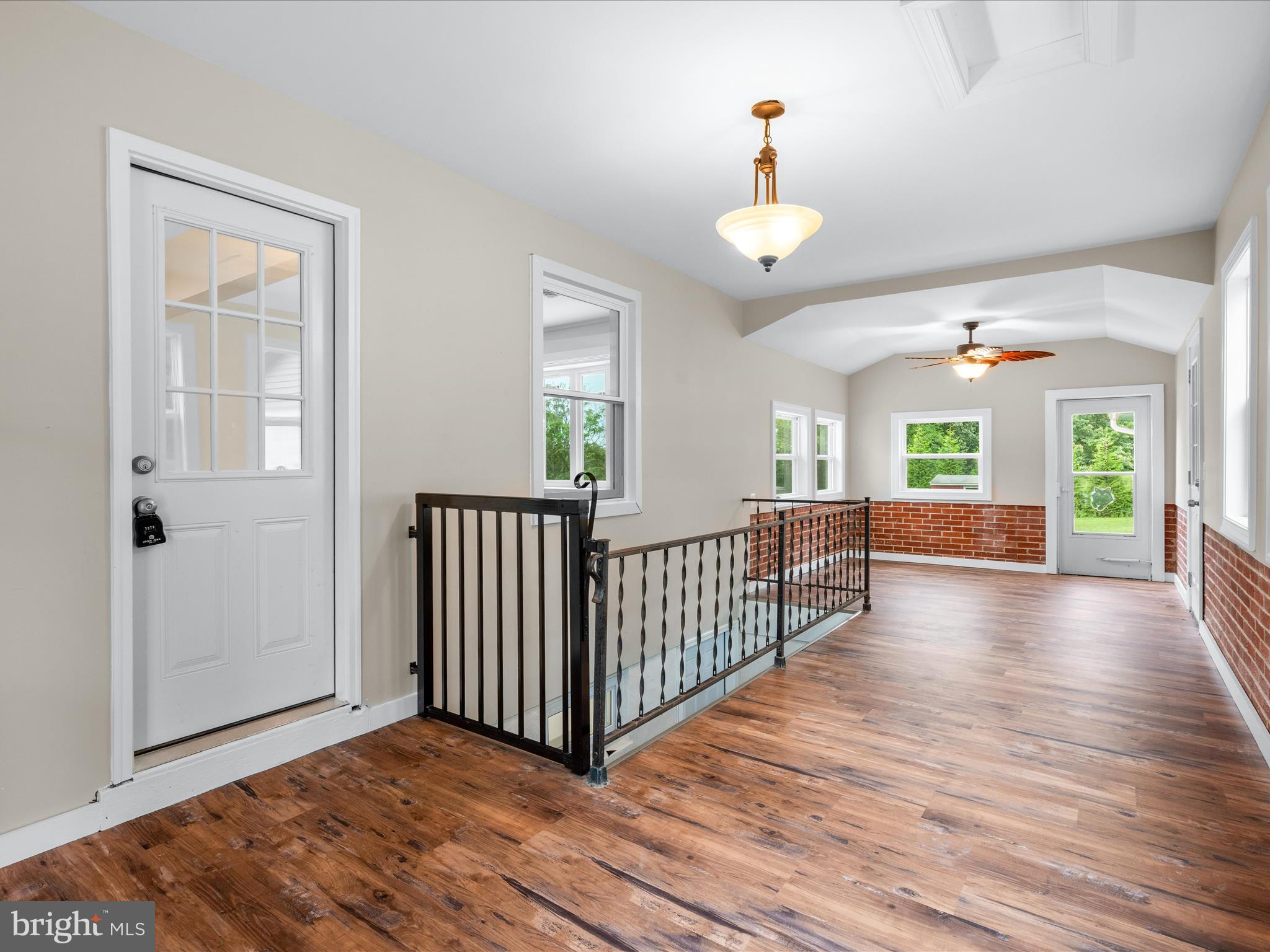 14150 Harrisville Road Mount Airy, MD 21771 - Photo 5 of 43 14202 Harrisville Rd-005