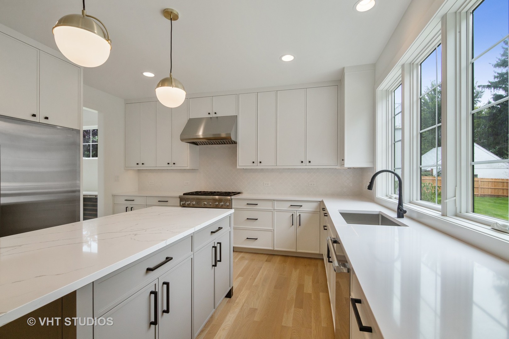 1766 Sunset Road Highland Park, IL 60035 - Photo 4 of 30