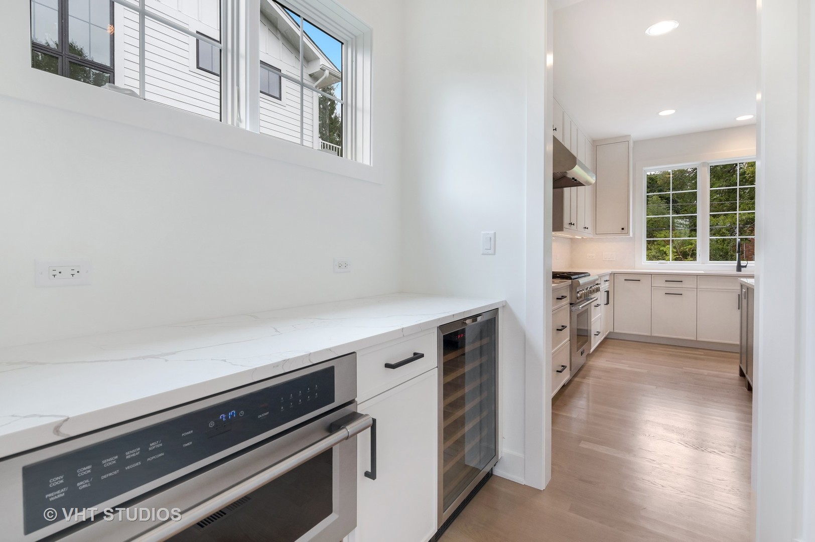 1766 Sunset Road Highland Park, IL 60035 - Photo 9 of 30