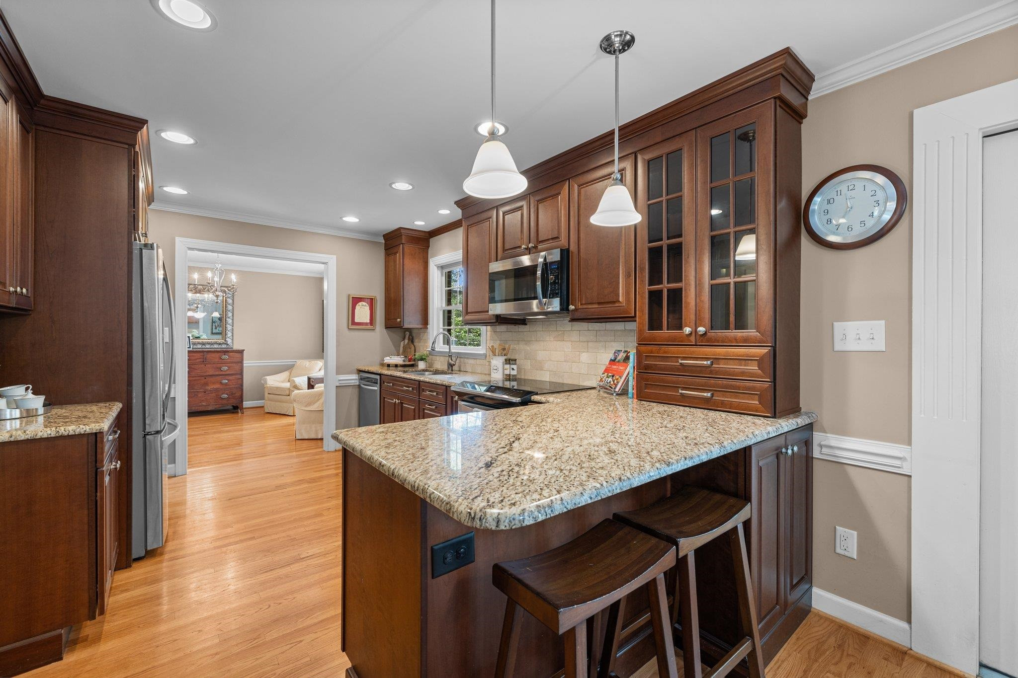 1012 Deerfield Road Raleigh, NC 27609 - Photo 9 of 39 Photo 9