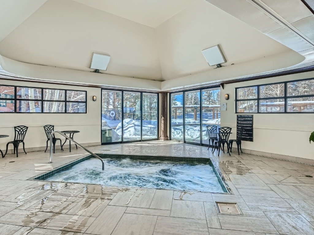 2017 Soda Ridge Road, Unit 1939 Keystone, CO 80435 - Photo 26 of 27 a living room with a large window