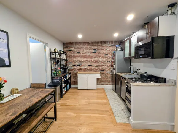$5,295 | 636 East 11th Street, Unit 4E | East Village