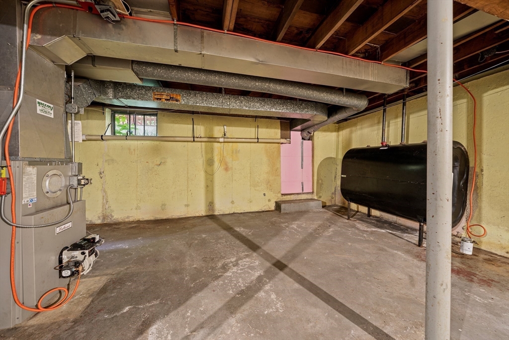 149 Milton Road Braintree, MA 02184 - Photo 20 of 31 Gallery Image 20