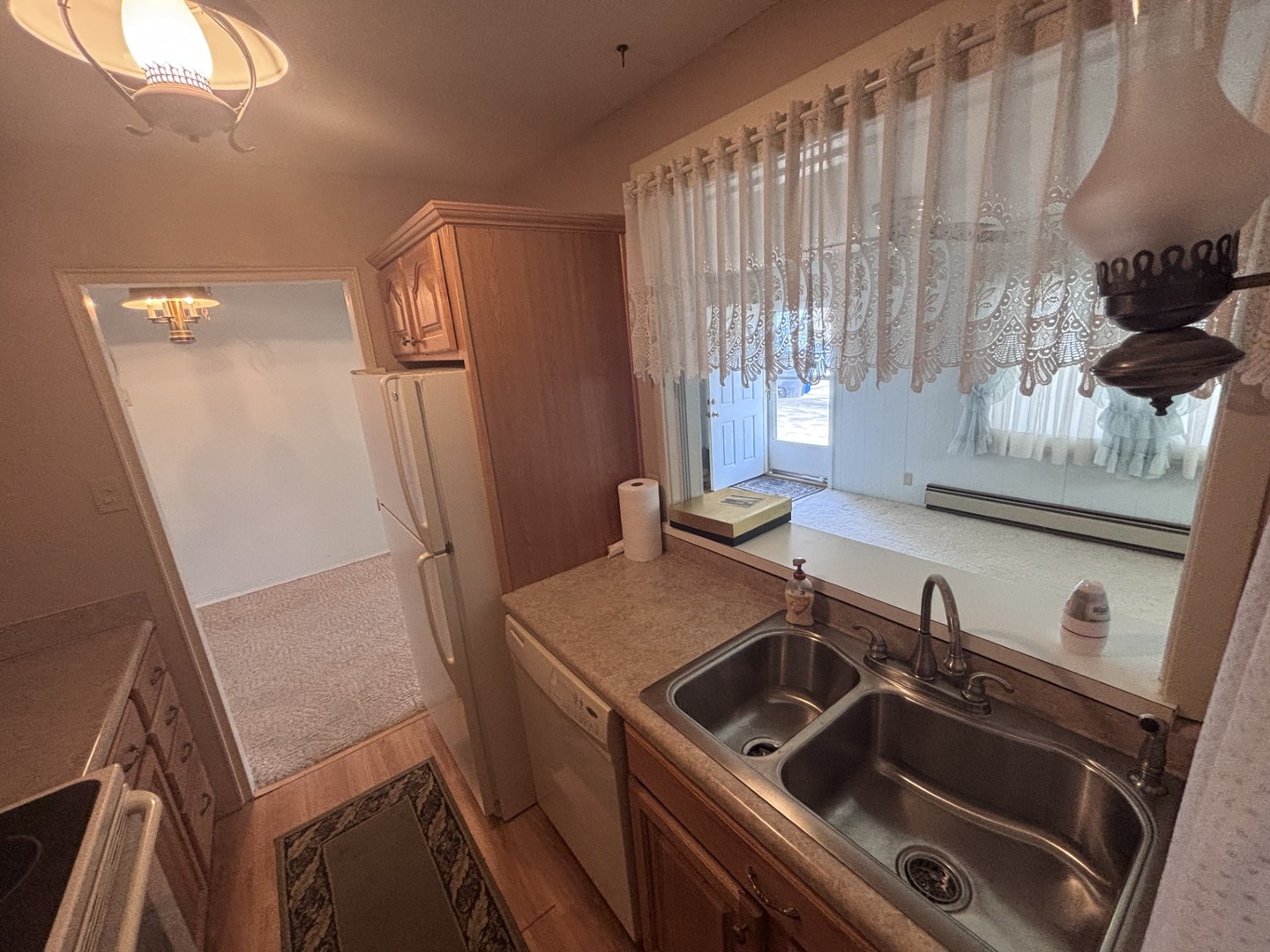 906 40th St Court Moline, IL 61265 - Photo 6 of 19