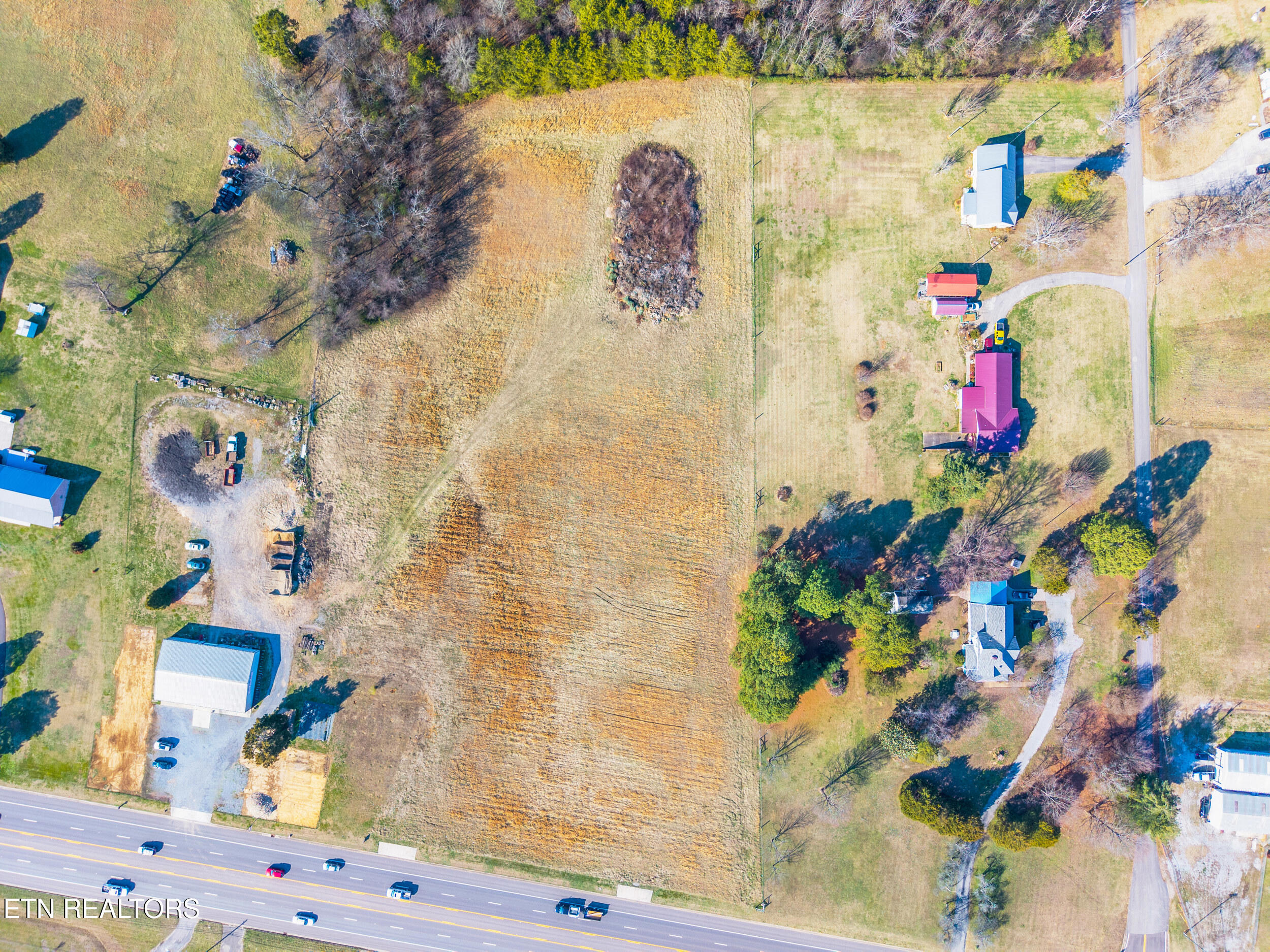 7330 Highway 411 Greenback, TN 37742 - Photo 5 of 13 knox_view_media_7330_us-411_0004