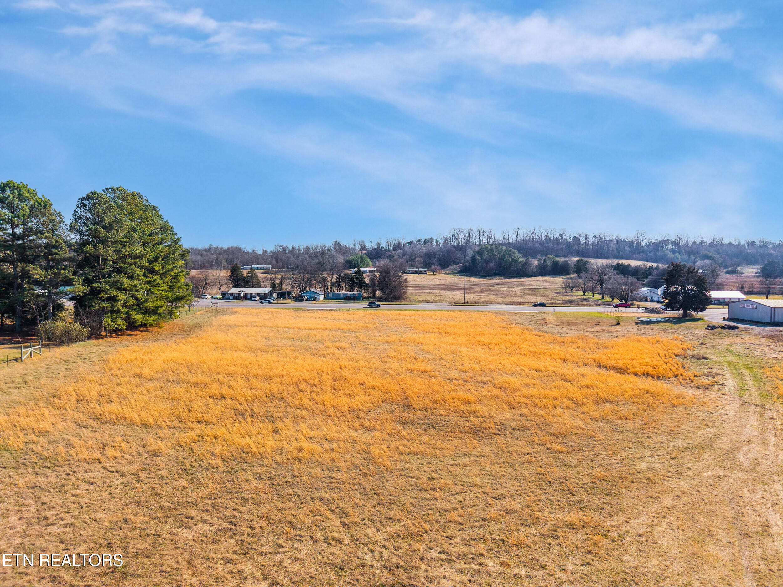 7330 Highway 411 Greenback, TN 37742 - Photo 10 of 13 knox_view_media_7330_us-411_0015