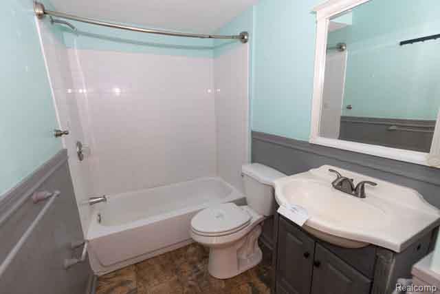 1160 Miller Road Lake Orion, MI 48362 - Photo 8 of 27