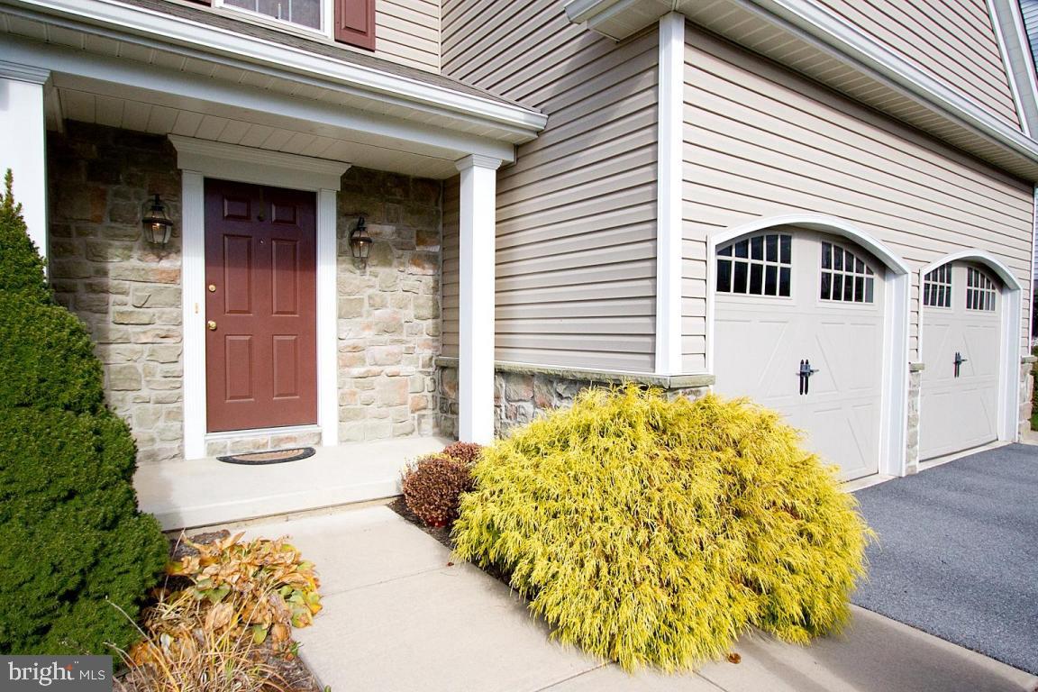 610 Hamaker Road, Unit 62 Manheim, PA 17545 - Photo 3 of 27