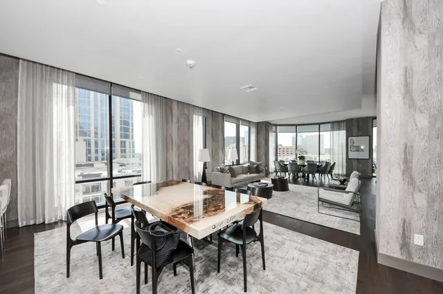 $810,000 | 1409 Post Oak Boulevard, Unit 803, Houston, TX 77056