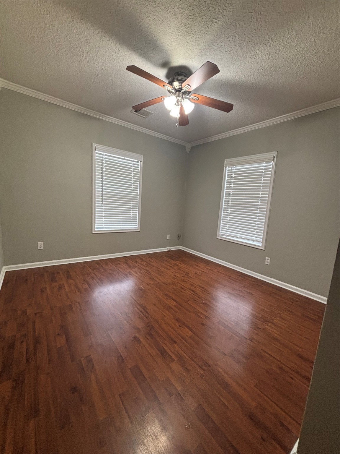 2841 Wagon Trail Road Pearland, TX 77584 - Photo 11 of 14 Third bedroom