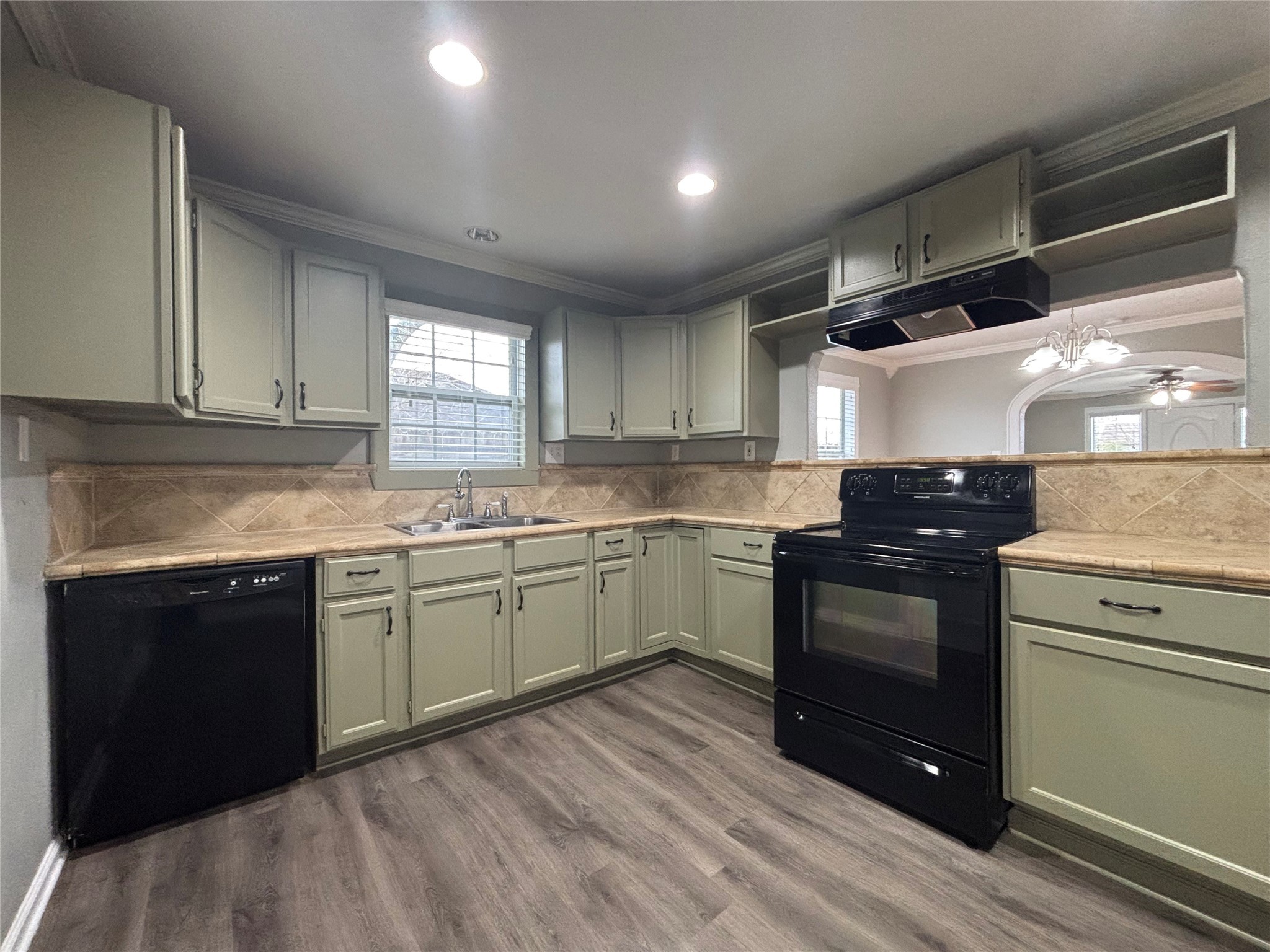 2841 Wagon Trail Road Pearland, TX 77584 - Photo 5 of 14 Kitchen