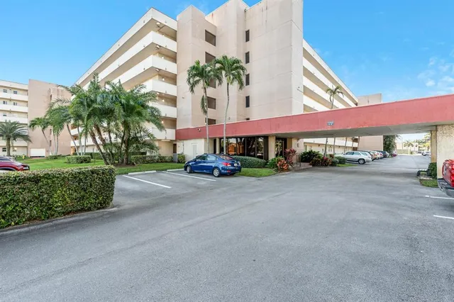 $87,000 | 8900 Washington Street, Unit 506B, Pembroke Pines, FL 33025