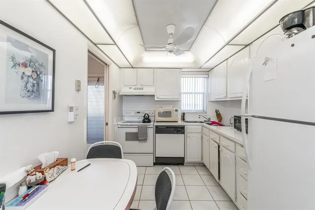 $87,000 | 8900 Washington Street, Unit 506B, Pembroke Pines, FL 33025