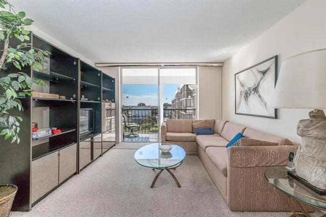 $87,000 | 8900 Washington Street, Unit 506B, Pembroke Pines, FL 33025