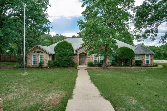 $545,000 | 4465 Northern Dancer Drive, Burleson, TX 76028