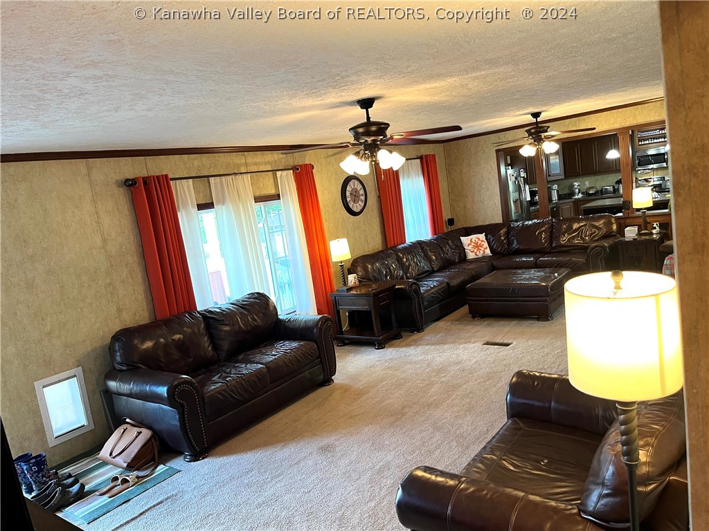 157 Russell Avenue Racine, WV 25165 - Photo 6 of 37 Gallery Image 6