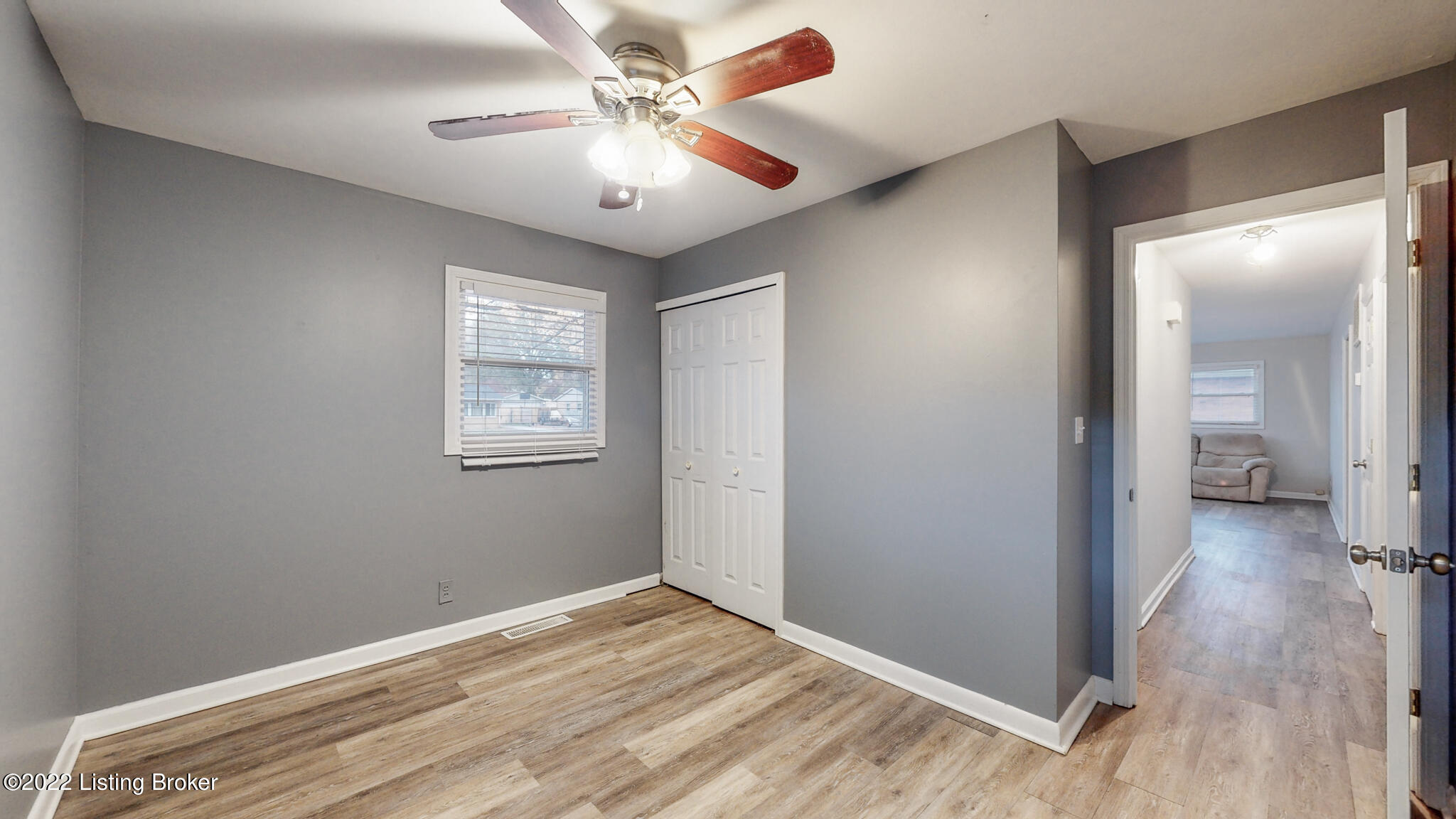 1804 Millgate Road Louisville, KY 40223 - Photo 27 of 27 1804 Millgate Rd Louisville KY 40223-13