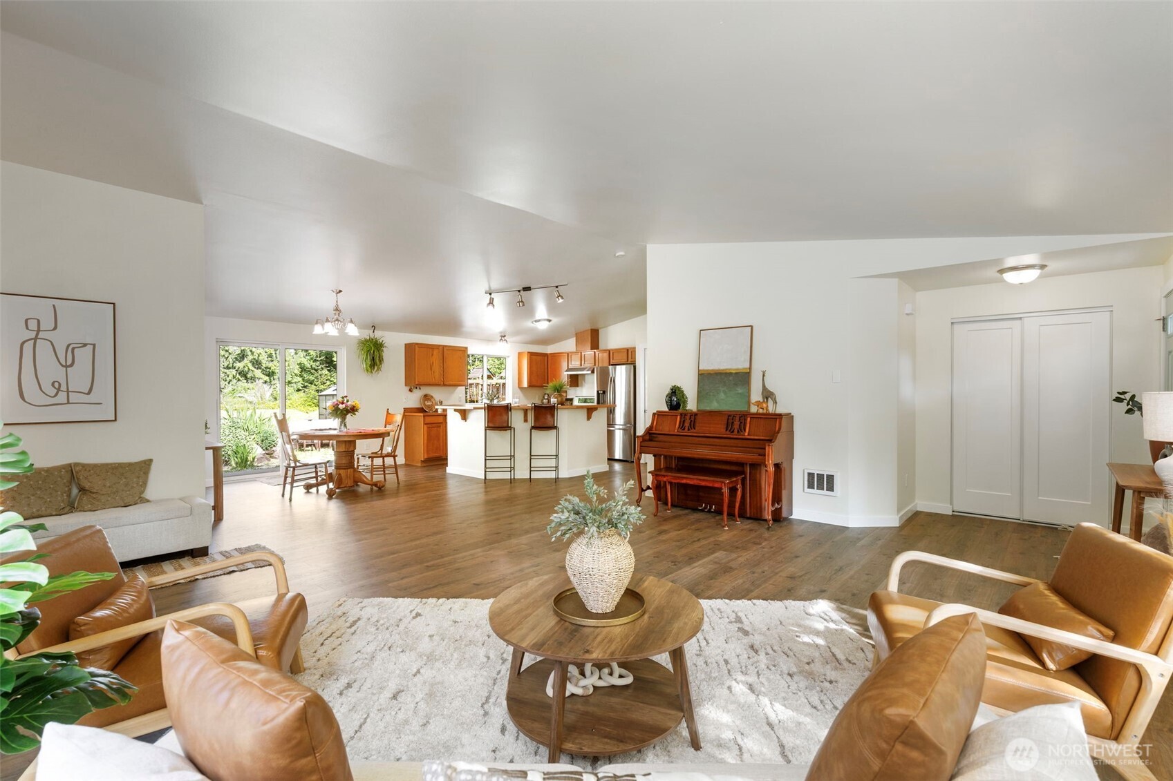 9272 Flagler Road Nordland, WA 98358 - Photo 4 of 38