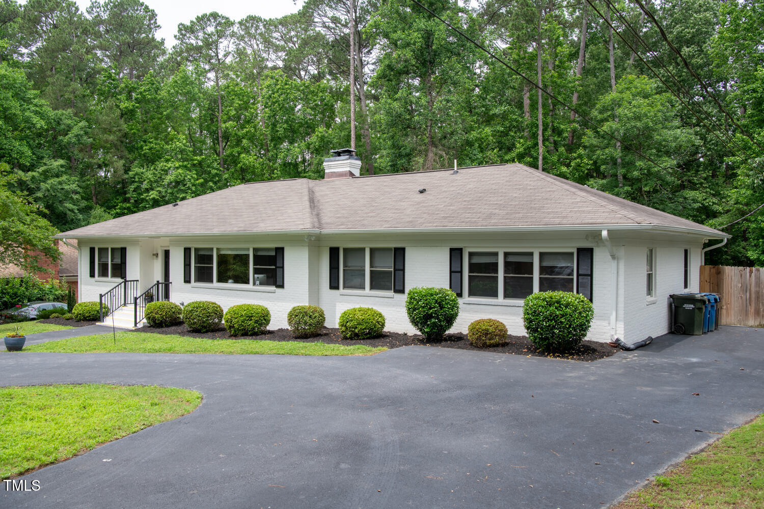 3934 Hope Valley Road Durham, NC 27707 - Photo 3 of 44 Gallery Image 3